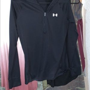 UA 1/4 zip semi fitted Medium